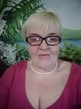 VioletSweet566 online show from February 23, 2025, 3:18 pm