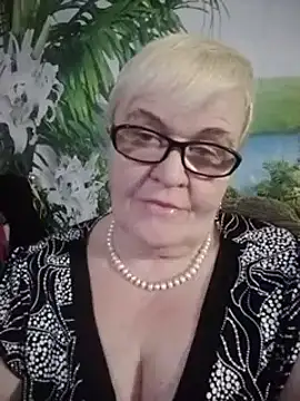 VioletSweet566 online show from March 5, 2025, 6:34 pm