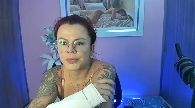 KAROL MILF online show from January 25, 2025, 6:35 pm