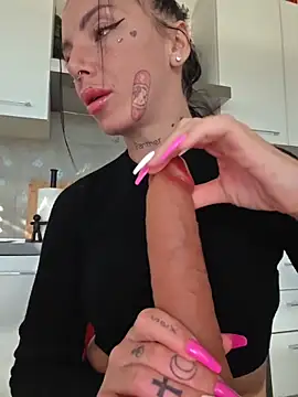 cicciolina online show from November 8, 2025, 12:49 pm