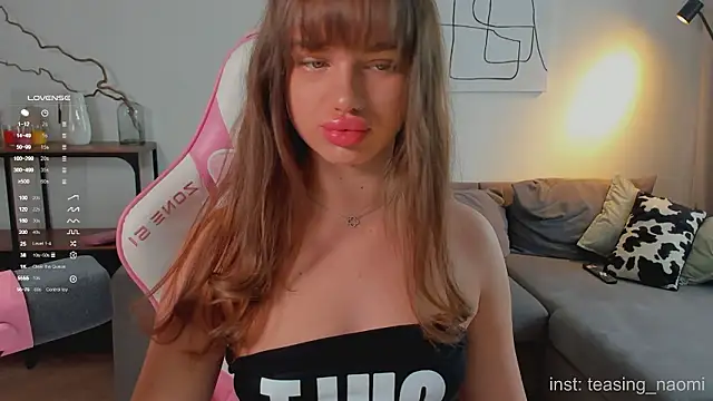 aesthetics  tease online show from March 15, 2026, 4:18 am