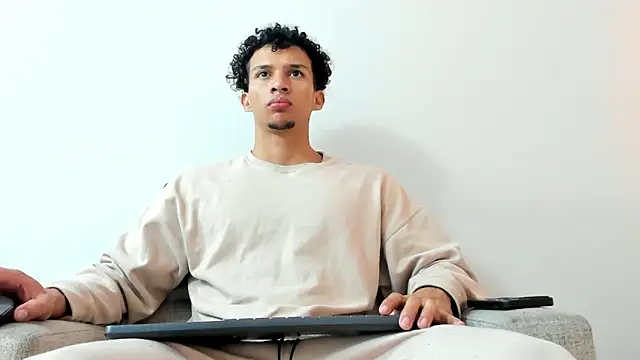 Dominick star online show from December 21, 2024, 3:36 am