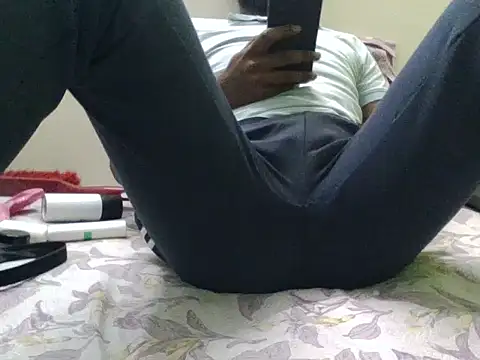 Snapshot of bangalorebulli chatting on December 20, 2025, 6:15 pm bangalorebulli online show from December 20, 2025, 6:15 pm