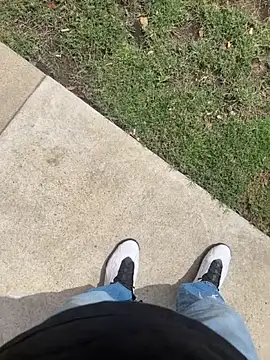 Snapshot of SukItSlo444 chatting on April 5, 2026, 8:06 pm SukItSlo444 online show from April 5, 2026, 8:06 pm