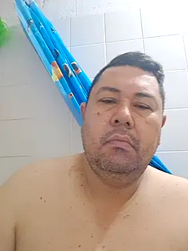 Snapshot of Elgatoloco11 chatting on July 15, 2026, 11:26 am Elgatoloco11 online show from July 15, 2026, 11:26 am