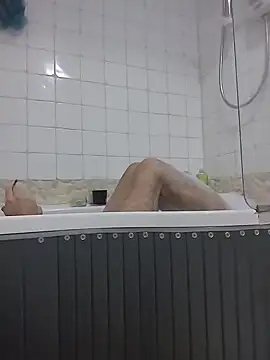 Vernalot 76 online show from November 2, 2025, 7:27 pm