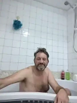 Vernalot 76 online show from November 16, 2025, 5:51 pm