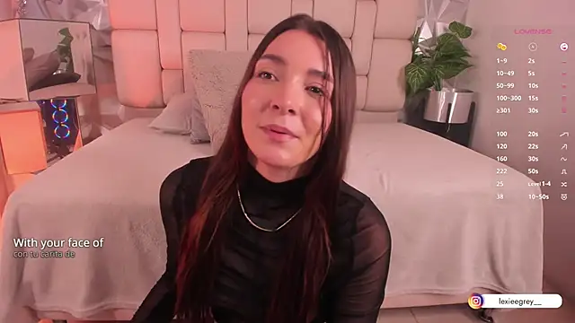 Snapshot of lexiee_grey_ chatting on January 29, 2025, 6:18 pm lexiee grey online show from January 29, 2025, 6:18 pm