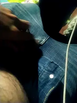 Snapshot of Escorpio66 chatting on February 19, 2026, 5:25 am Escorpio66 online show from February 19, 2026, 5:25 am