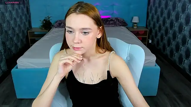 Lesi Moonie01 online show from January 22, 2025, 8:40 am