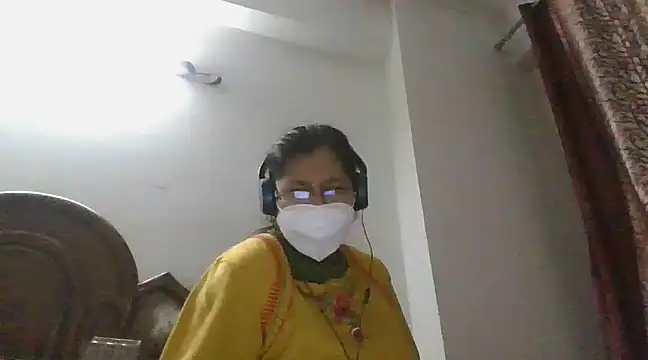 cutiecatty21 online show from December 11, 2024, 4:42 pm