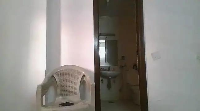 cutiecatty21 online show from February 13, 2025, 8:48 am