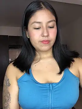 EmmaRossem online show from December 2, 2025, 7:53 pm