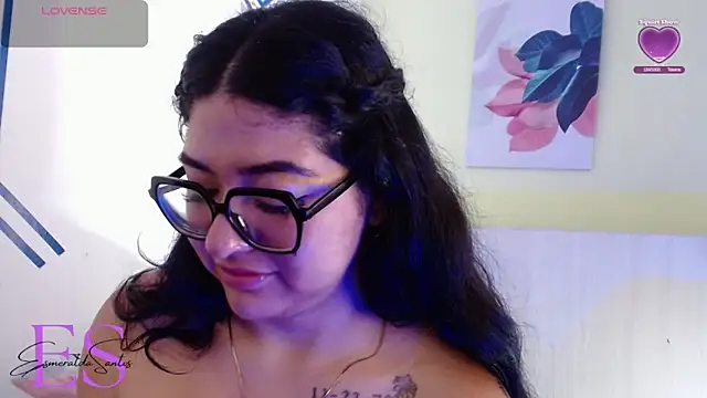 Snapshot of EsmeraldaSantoss chatting on December 26, 2024, 7:05 pm EsmeraldaSantoss online show from December 26, 2024, 7:05 pm