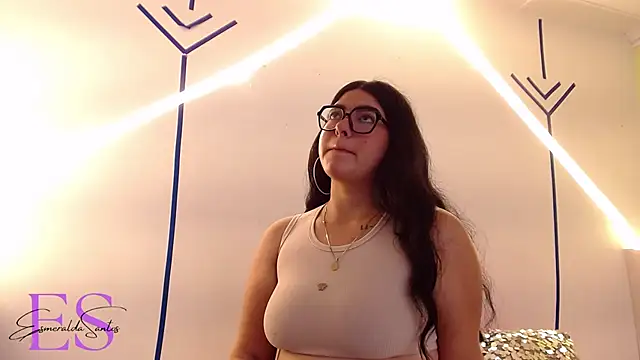 Snapshot of EsmeraldaSantoss chatting on February 26, 2025, 1:19 pm EsmeraldaSantoss online show from February 26, 2025, 1:19 pm