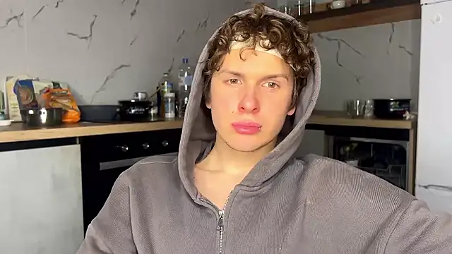 alyx garden online show from February 26, 2026, 7:13 pm