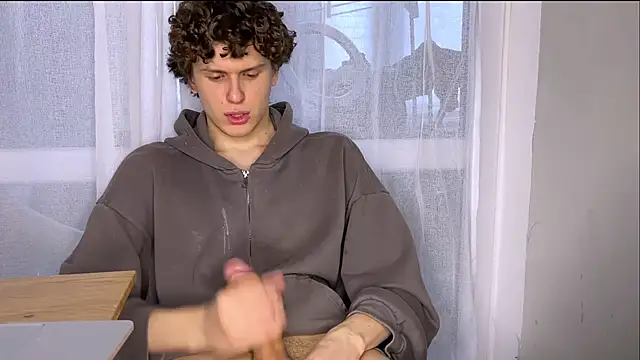 alyx garden online show from March 15, 2026, 12:22 pm