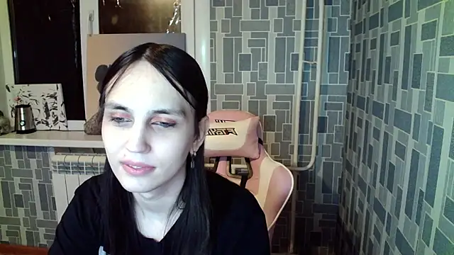 Snapshot of BlackHe4rts_ chatting on October 3, 2025, 2:47 pm BlackHe4rts  online show from October 3, 2025, 2:47 pm