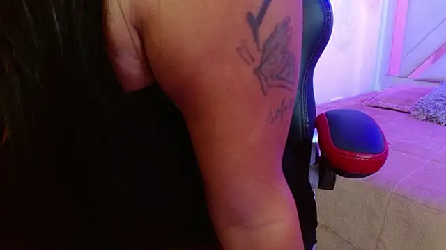 violletha online show from February 6, 2026, 12:30 pm