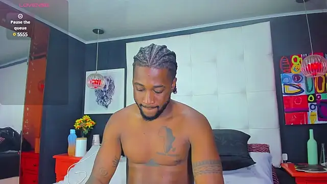 Drake Nassir4 online show from February 8, 2025, 7:59 pm