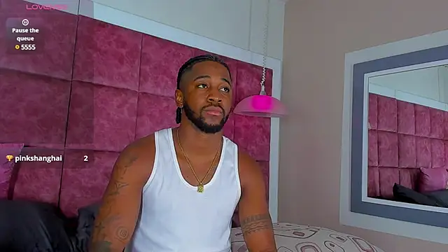 Drake Nassir4 online show from February 11, 2025, 1:51 pm