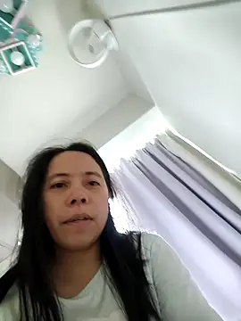 doggiepossession online show from April 17, 2026, 7:44 am