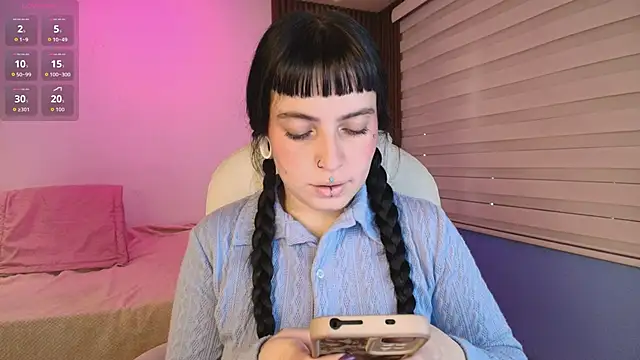 Snapshot of Lucy_Smith2 chatting on September 29, 2025, 7:51 pm Lucy Smith2 online show from September 29, 2025, 7:51 pm