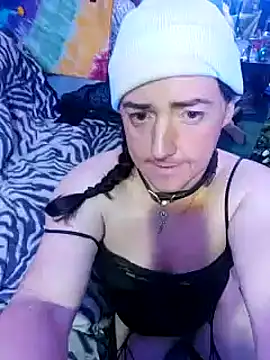 Boo-boo kittyfux online show from January 15, 2025, 1:09 pm