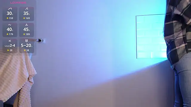 Eva Hailey  online show from November 21, 2025, 7:29 am