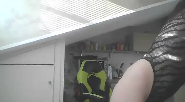 hotsexcouple00 online show from December 30, 2024, 8:10 am