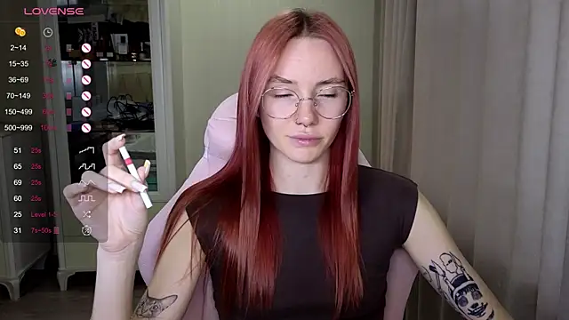 littlevildevil online show from October 21, 2025, 10:49 am