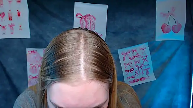 MademoiselleCl online show from February 18, 2026, 1:07 pm