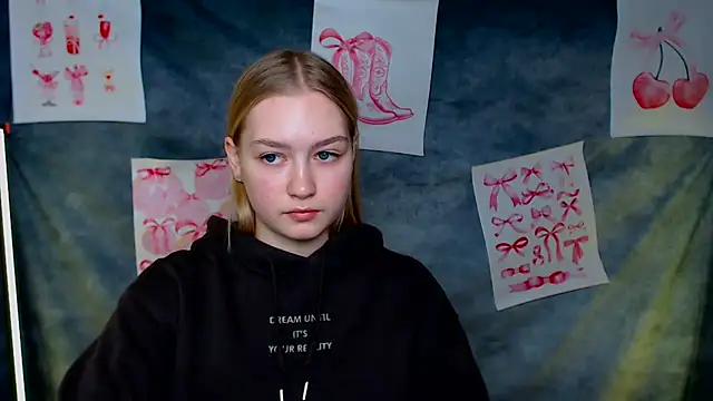 MademoiselleCl online show from February 21, 2026, 6:14 am