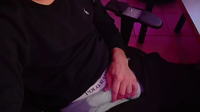 Vlad230323 online show from November 12, 2025, 5:02 pm