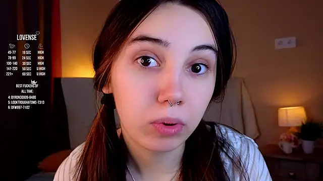 GillianDowdey online show from September 11, 2025, 2:44 am