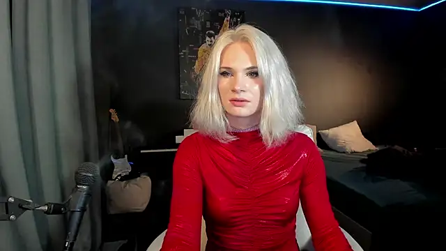 Snapshot of Milena_marshmalows chatting on February 7, 2025, 9:58 pm Milena marshmalows online show from February 7, 2025, 9:58 pm