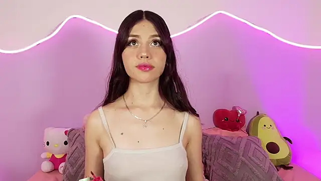 CheryelFox online show from February 17, 2026, 11:00 pm