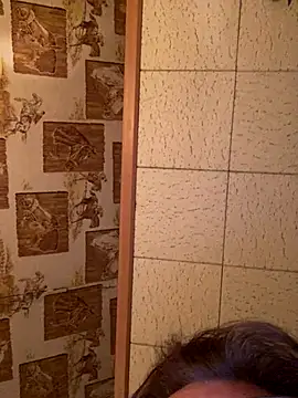 Tonybaloney1972 online show from December 15, 2025, 2:49 am