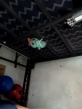 Snapshot of rayhot69 chatting on January 10, 2025, 5:34 pm rayhot69 online show from January 10, 2025, 5:34 pm