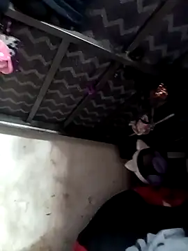 Snapshot of rayhot69 chatting on March 11, 2025, 5:13 pm rayhot69 online show from March 11, 2025, 5:13 pm