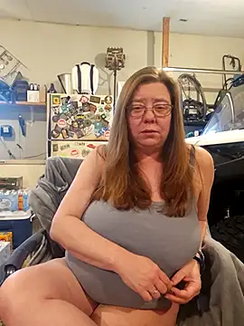 MsShelby40 online show from February 22, 2026, 9:24 pm