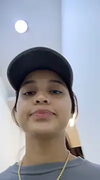 MollySanders    online show from January 9, 2025, 6:04 pm