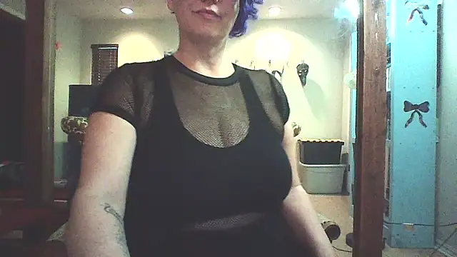 Big-Tits-McGee online show from October 22, 2025, 3:01 pm