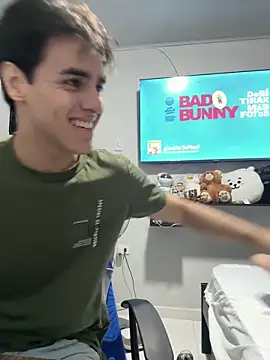 Alex and Fabian online show from December 15, 2025, 3:55 am