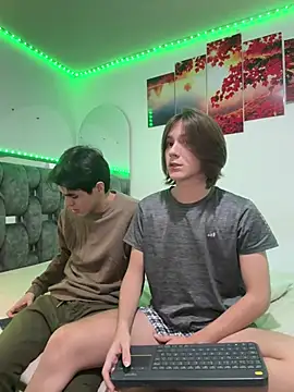 Alex and Fabian online show from March 20, 2026, 3:55 am