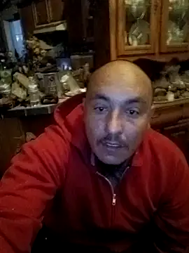 wilsons12 online show from December 1, 2025, 12:15 am