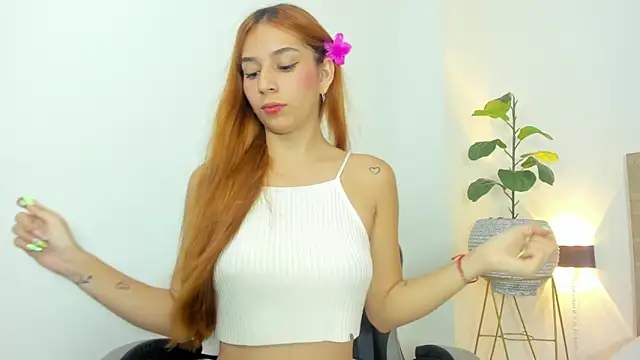 Snapshot of maroly_21 chatting on September 26, 2025, 7:18 pm maroly 21 online show from September 26, 2025, 7:18 pm