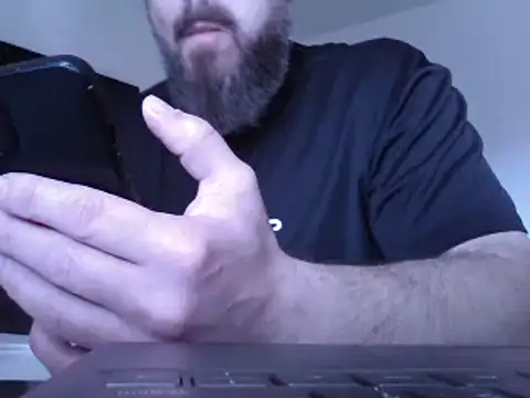 Snapshot of FROL83 chatting on April 18, 2026, 7:23 am FROL83 online show from April 18, 2026, 7:23 am