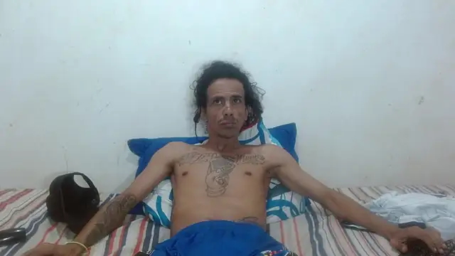 damian bottom bigcock online show from October 7, 2025, 1:41 pm