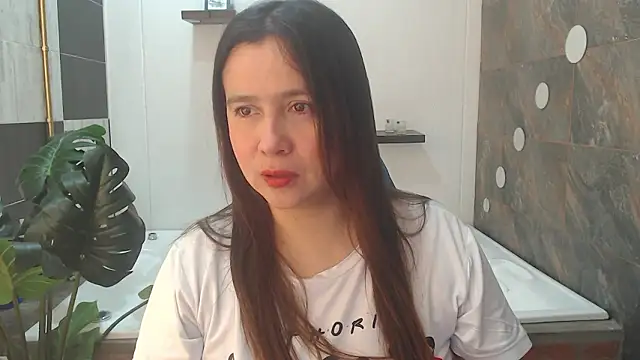 Heidy Wells online show from March 21, 2026, 1:05 pm